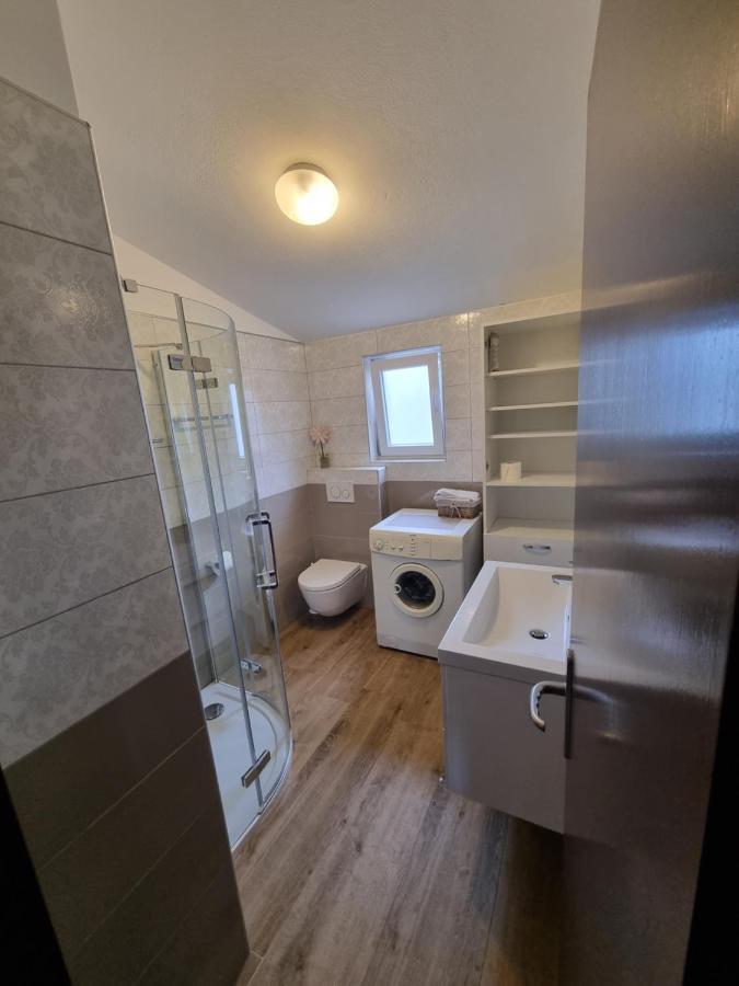 Apartments Jadran Primošten Eksteriør billede